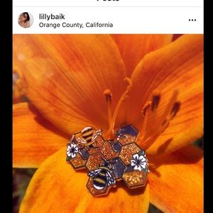 Metallic Bee Pin/ brooch by Lily Baik